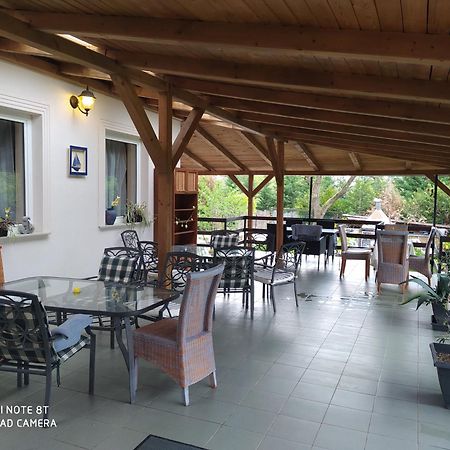 Goldschmiedt Vendeghaz Hotel Palkove ภายนอก รูปภาพ